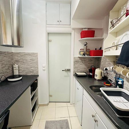 Gianna'S Apartment Central Aigio Cozy And Shining Bagian luar foto