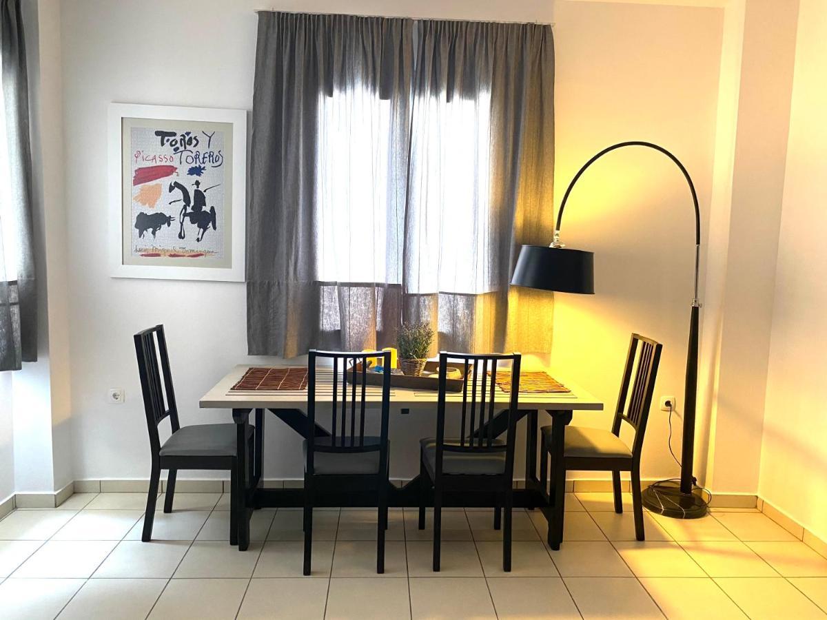 Gianna'S Apartment Central Aigio Cozy And Shining Bagian luar foto
